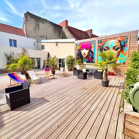 Loft 250 M2 Toit Terrasse Parking Netflix Lägenhet