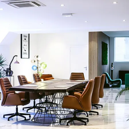 Appartement Loft 250 M2 Toit Terrasse Parking Netflix