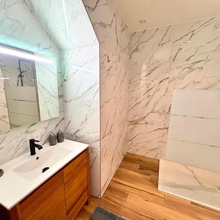 Loft 250 M2 Toit Terrasse Parking Netflix Douai